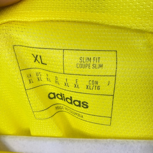 Adidas 2022 Colombia National Team Home Soccer Jersey. M, L and XL - Picture 5 of 16